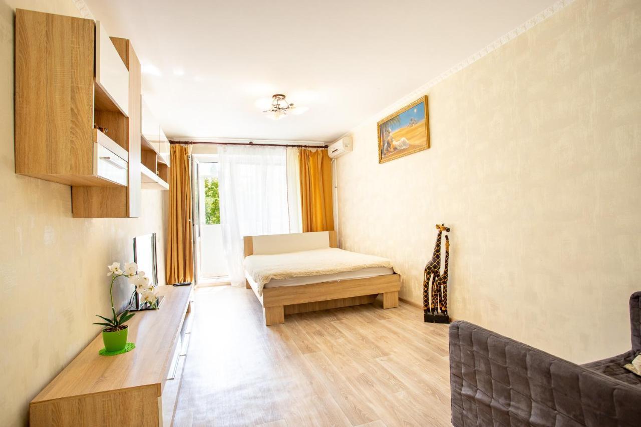 Apartment On Central Avenue-3 Slobodskaya Mykolajiv Buitenkant foto